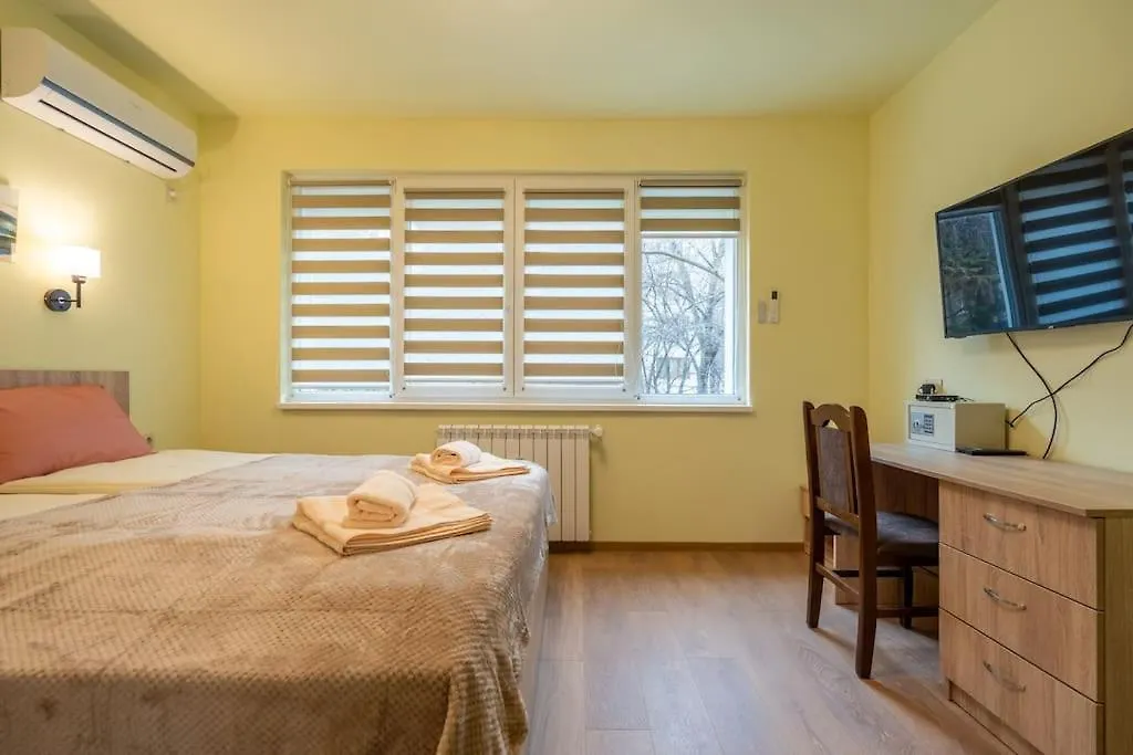 Top Location Central New & Spacious 3 Bdr Apt Medical Academy Σόφια 0*,  Βουλγαρία