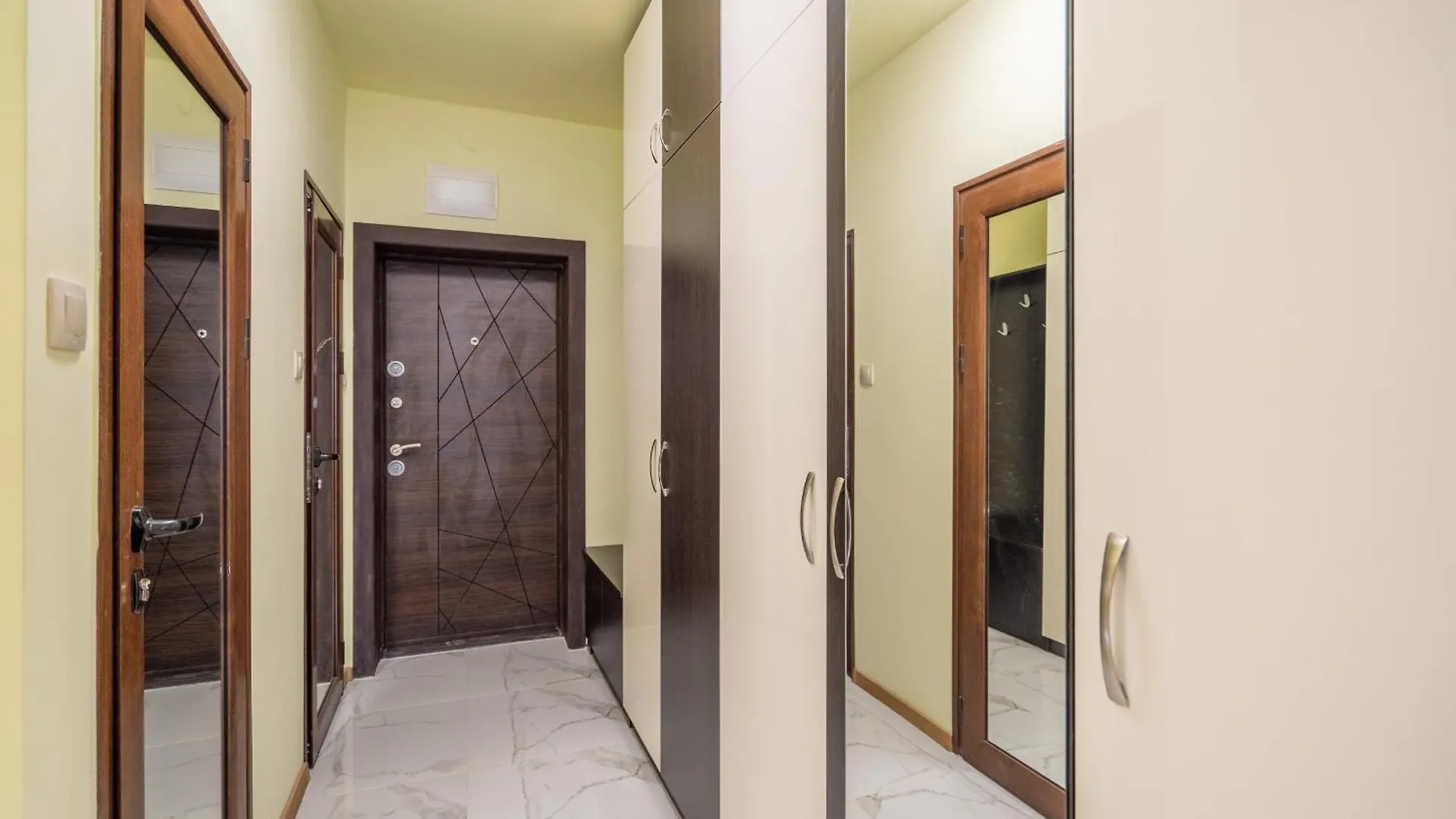 Daire Top Location Central New & Spacious 3 Bdr Apt Medical Academy Sofya Bulgaristan